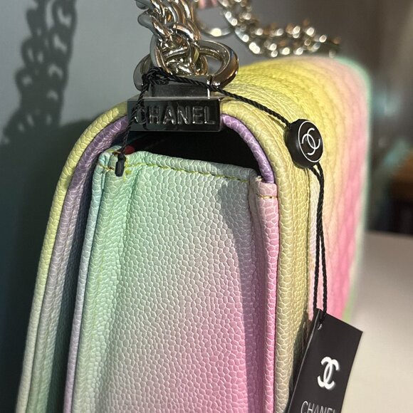 Fashion Rainbow Quilted Shoulder Bag - Picture 3 of 8